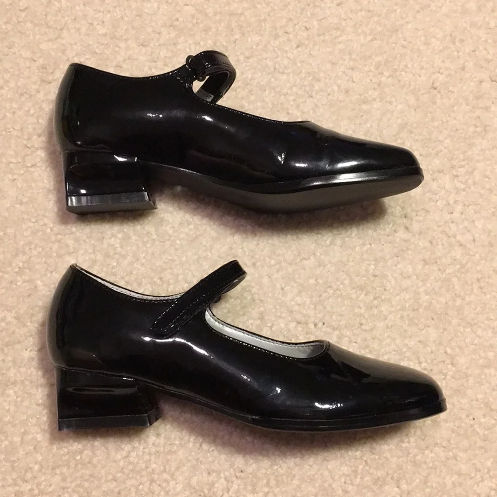 NIB Buster Brown girls dress shoes